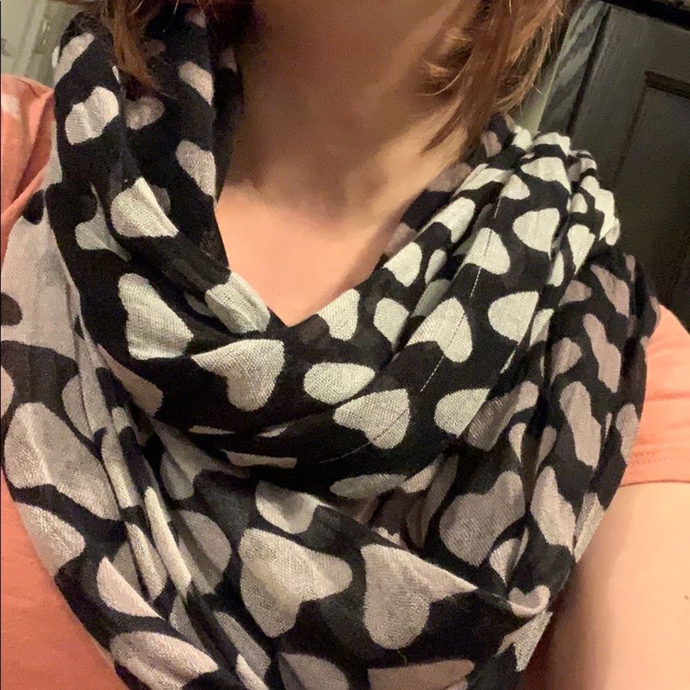 REITMANS | Heart Viscose Infinity Scarf